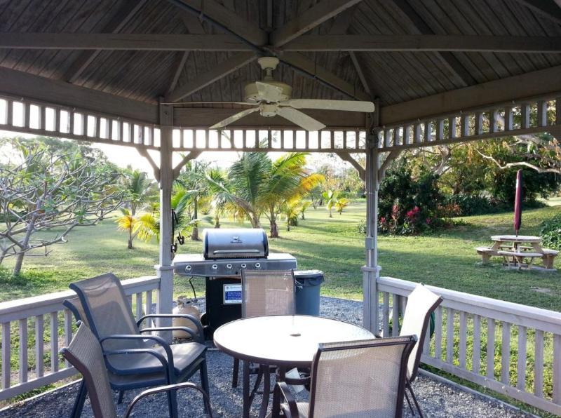 圣克罗伊海滩俱乐部网球度假酒店 Christiansted 外观 照片